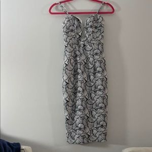 Black and white fitted midi fress